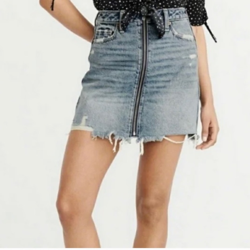 Abercrombie & Fitch Jean Skirt Size 2 (26) Zoe Vintage Distressed Zip Up Y2K